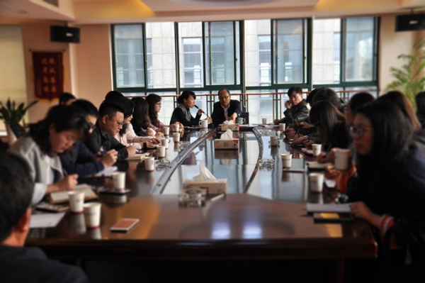 九州官方网站（中国）集团有限公司
集团召开2017年度年轻人才培养专题座谈会